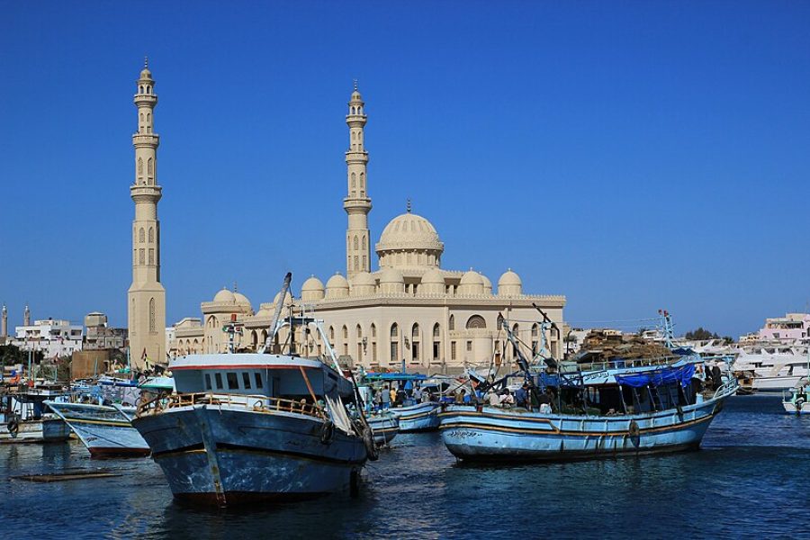 Hurghada-City-tour-with-guided-tour-and-shopping-aquajoy-holiday